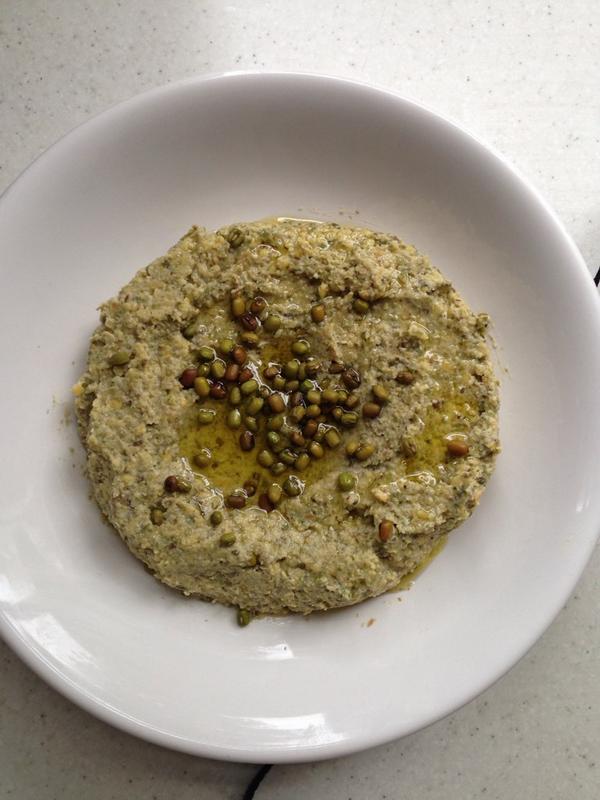 MariaSisci's tweet image. Mung bean hummus #morningcooking