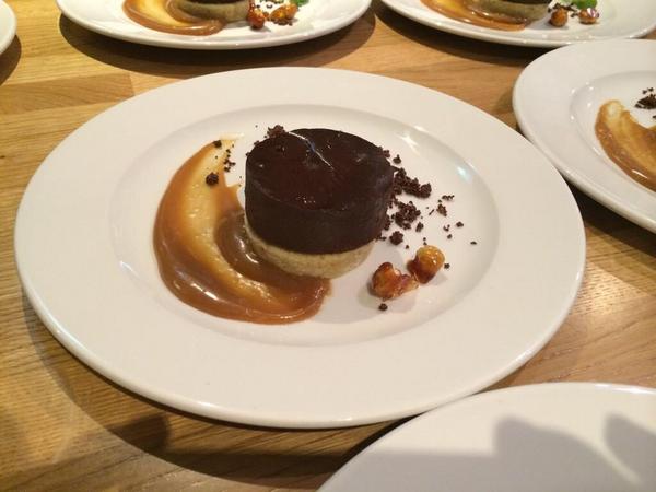 BrigstowL's tweet photo. Thankyou to chefs and customers for making our first fine dining night a great success http://t.co/4rPXxcmjos