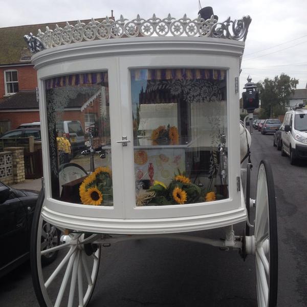 laughnessmonsta's tweet photo. Lockey's final ride... http://t.co/kANQrNCek8