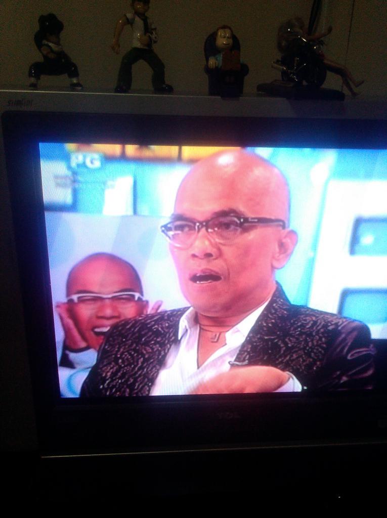  Happy Birthday Tito Boy Abunda, sna humabapa angyong buhay at 2luyan knang gumalingmarami kpang matu2lungan 