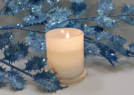 katshepsutt's tweet photo. Review of the @urbanrituelle Festive Candles - a treat for the senses ♥
http://t.co/ZF8jRLNkm1 http://t.co/lSmYUlxjF0