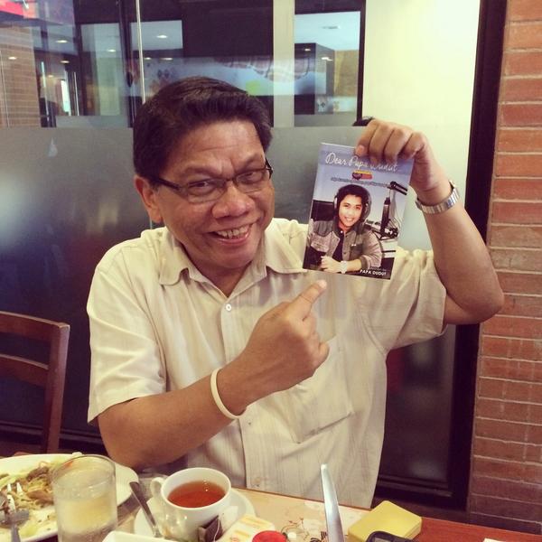 PapaDudut's tweet photo. #MikeEnriquez for #DearPapaDudut http://t.co/SFznpKzI7Q