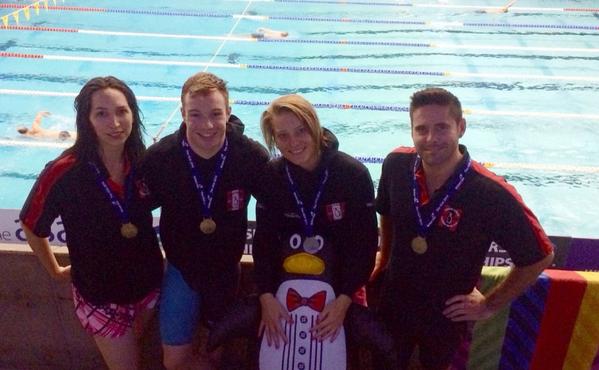 WestLonPenguin's tweet photo. Mixed 4x100m freestyle relay team win gold at British Nationals #NMC14 @BGswimming @ASAaquatics http://t.co/3v1uTcW6BV