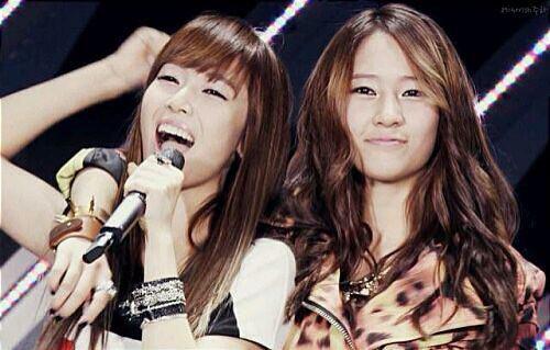 SOOJ94RP's tweet photo. @O418RB 

オンニお迎え有難うですㅠ
あ~~逢えてとても嬉しいよ
沢山ラブラブしようね
最高のチョン姉妹になる事に
決定だよ ㅋㅋ

_ http://t.co/ZwtiRTGrP3
