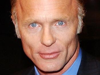 PhilDudes's tweet photo. .@TheDennisWagner got u figured out, yer actually Ed Harris ain't ya - practicing for a new part? cc @svbcsp http://t.co/USlBd7o1os