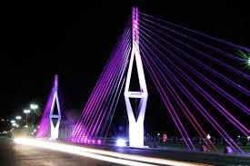 OrgullososDeDgo's tweet photo. Conocido entre los Duranguenses como el #Baluartito, este puente es punto de reunión para todo tipo eventos públicos. http://t.co/UlKfe5htmv