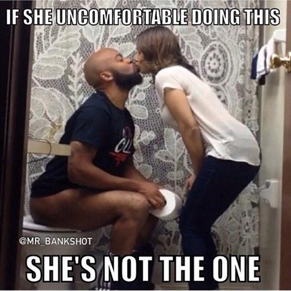 funnyblackss's tweet photo. #relationshipgoals http://t.co/tSJyR9OxlG
