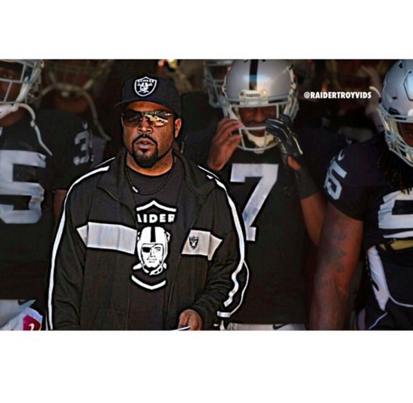 ice cube at raider game ice cube at raider game