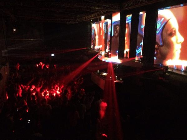 KHRISRIOS_BLUM's tweet photo. Gracias a toda esa gente que vino ayer! Noche para el recuerdo! :) http://t.co/z2WpZfscgx