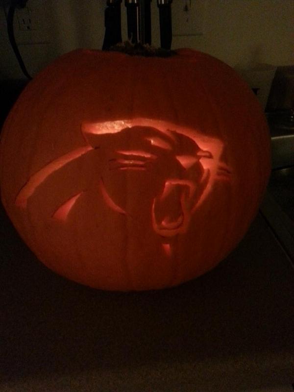 monicamfields's tweet photo. This Halloween I'm representing my boys in black and blue @Panthers #PantherNation #KeepPounding http://t.co/ljnSbWZQ8l