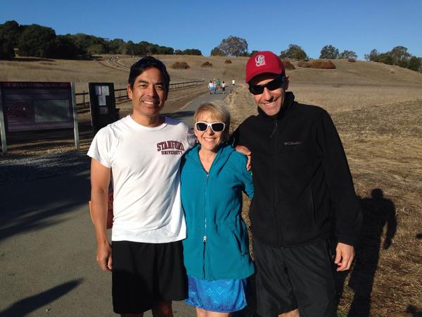 cheryl303's tweet photo. 3 Larkinites made it to the Dish this morning #stanford84 #StanfordReunion #notslackers http://t.co/rmCCAiP1z6