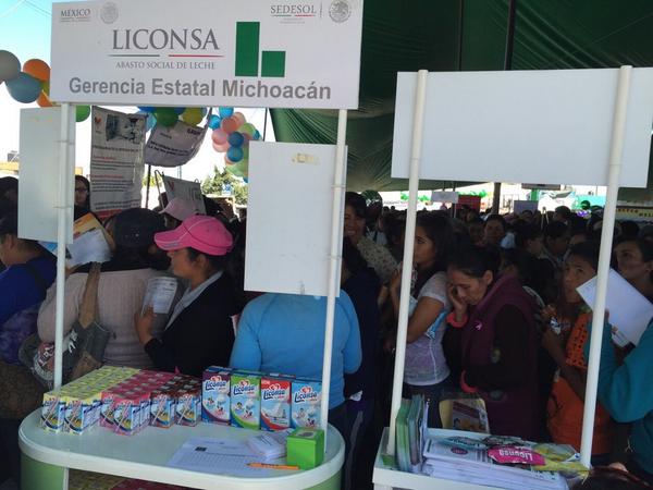 Se lleva a cabo #FeriaDeAtencionIntegral en col Trincheras de Morelia. Gran afluencia ciudadana #JuntosLoVamosALograr