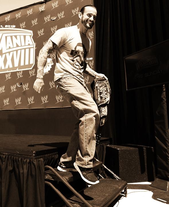 MelissaH25's tweet image. RT to wish @CMPunk a Happy Birthday! #HappyBirthdayCMPunk