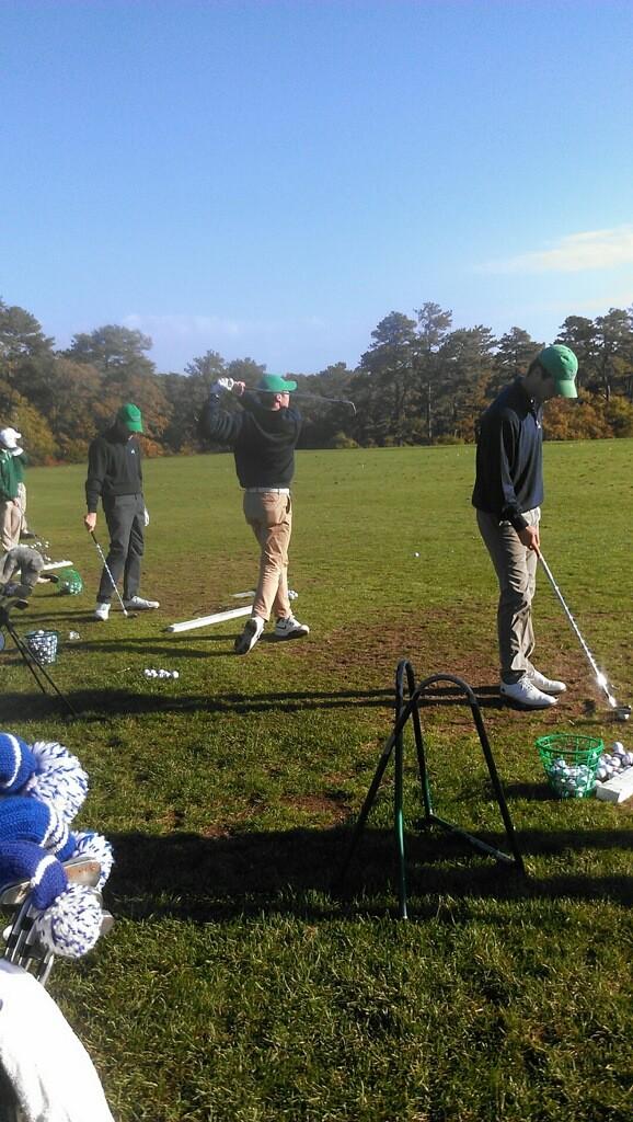 EndicottGOLF's tweet photo. From L to R: Dan Negus, Alex Viola and Austin Teal warming up prior to Round 1 this morning at the NEIGA http://t.co/dyhVek0GE4