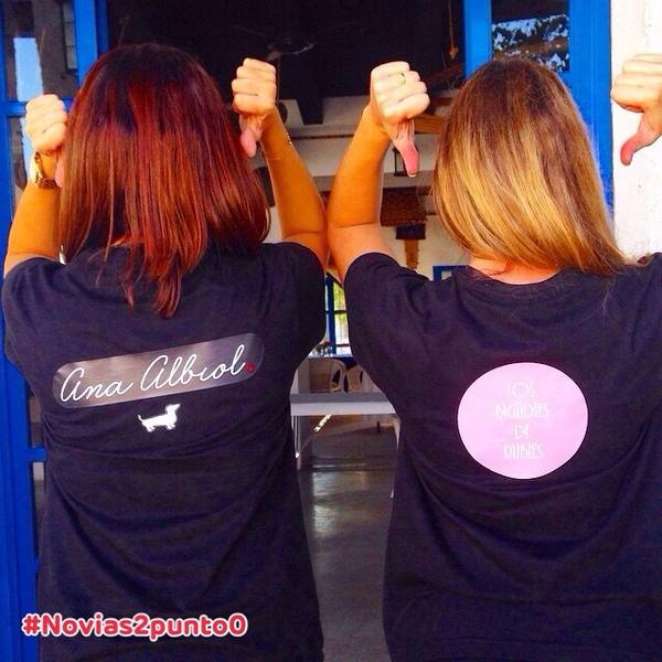 novias2punto0's tweet photo. Las chicas del Staff y patrocinadores llevan camisetas de @Publicarte 👌 #Novias2punto0 #bodas #evento #novias http://t.co/O0JFkSe1Qi