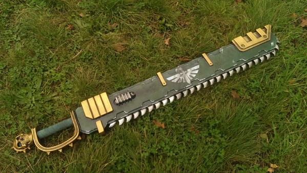 Just finished the the chainsword. Painted in Dark angel colours. Hope you like it. #40K #warhammer