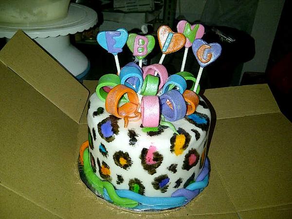 Rainbow leopard cake for wonderful girl ebing.. By us!
