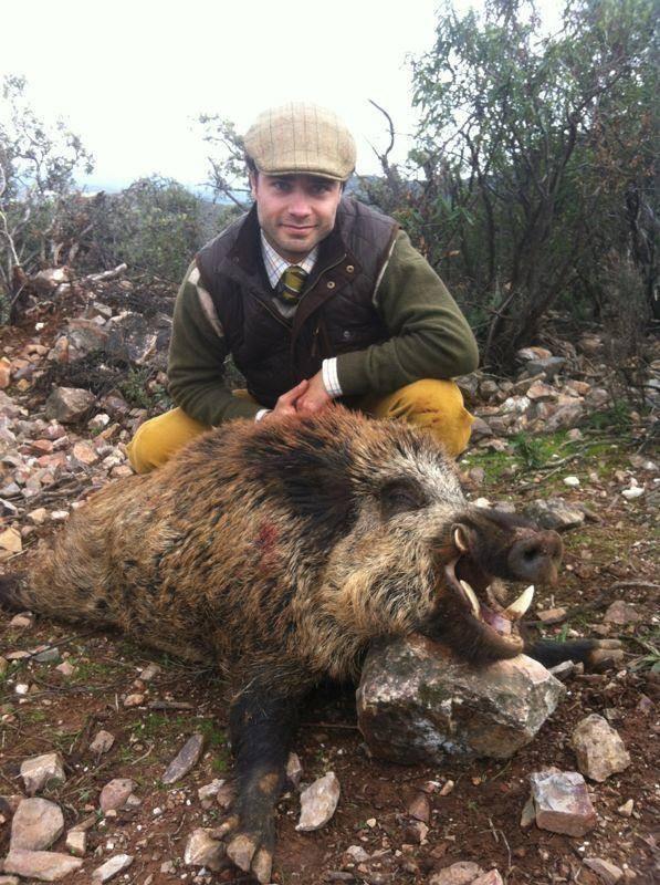 Replic Hunt tweet media