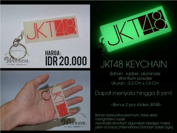 WarenID's tweet photo. [READY STOCK] JKT48 Keychain (Glow In The Dark) + 2 Sticker | IDR 20.000 | Contact Info: 08997199493 | http://t.co/coj0xfMisa