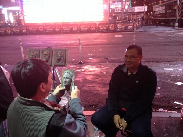 The new talent in NYC! Move aside charcoal sketches, now we make sculpture of your face right on the street!