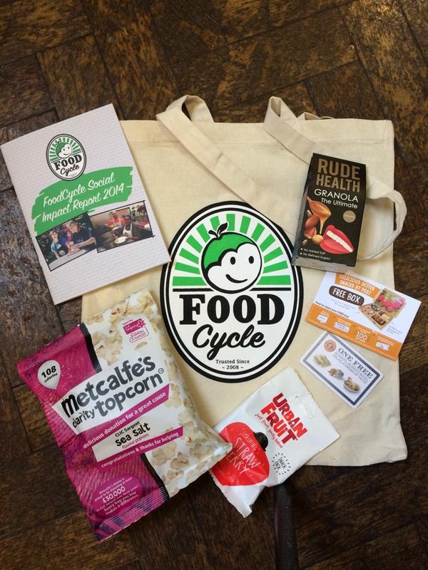 FoodCycleWands's tweet photo. Amazing #foodcycle2014 swag! Thanks @foodcycle @rudehealth @ChipotleTweets @UrbanFruit @MetcalfesSkinny @GrazeBox http://t.co/ugz4CF4mnp