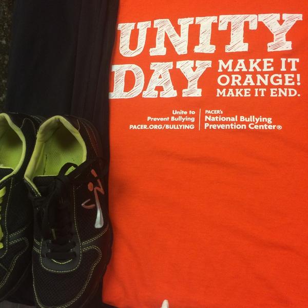 CristinaZdsm's tweet photo. #unityday2014 was a success! So many people around the community worked together for a great cause! So proud! http://t.co/NAzCS0QTjU