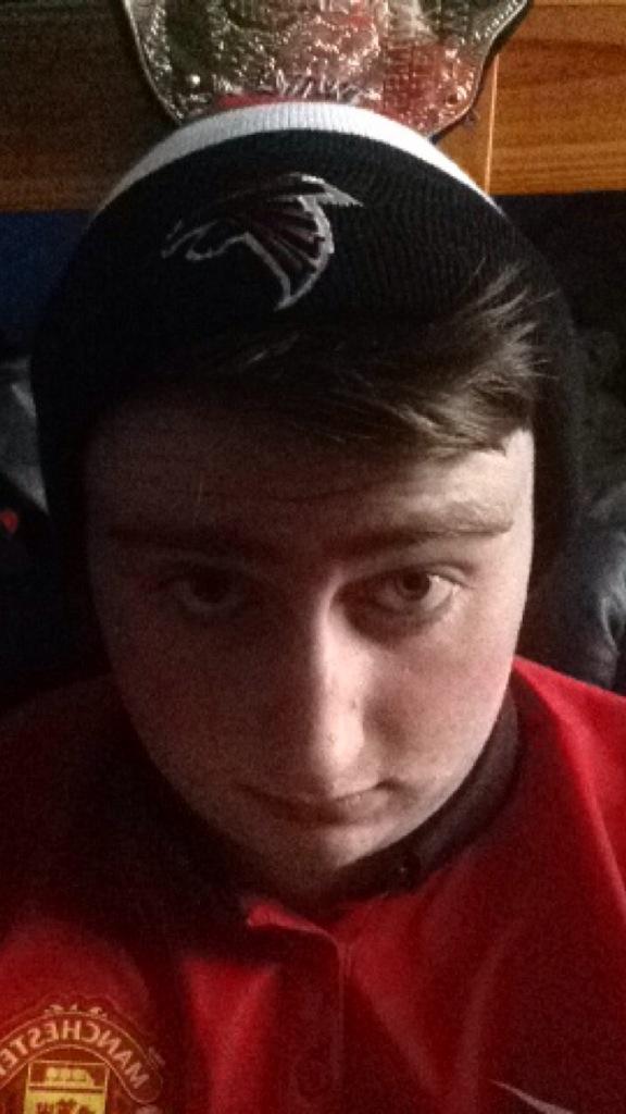 Conor_Racoon's tweet photo. Come the Falcons #NFLLondon #NFL #RiseUp #Falcons #FalconsInLondon http://t.co/Z7GrGf2okX