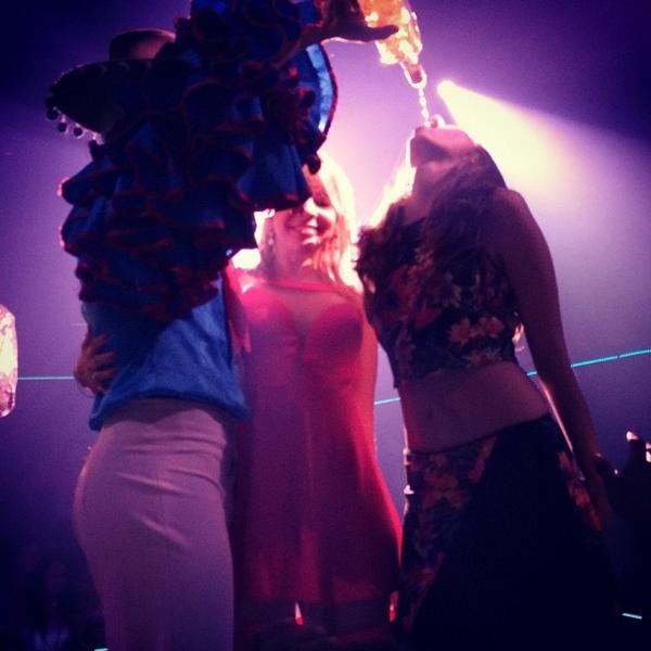 Mary_Carmona777's tweet photo. The Mask waterboarding some ladies with Tequila at #CocoBongo #Cancun #Mexico #party #partyhostel #hostelkabeh http://t.co/1NqjC8i0Qw