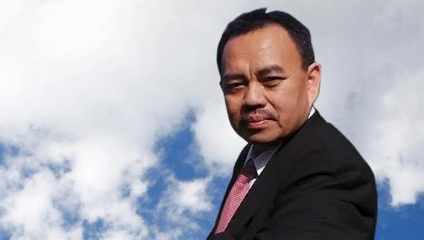 Beritasatu's tweet photo. Menteri ESDM: Sudirman Said, Dirut PT Pindad http://t.co/Lz6vqMMPTs #KabinetKerja http://t.co/IkIZXLy6Z2