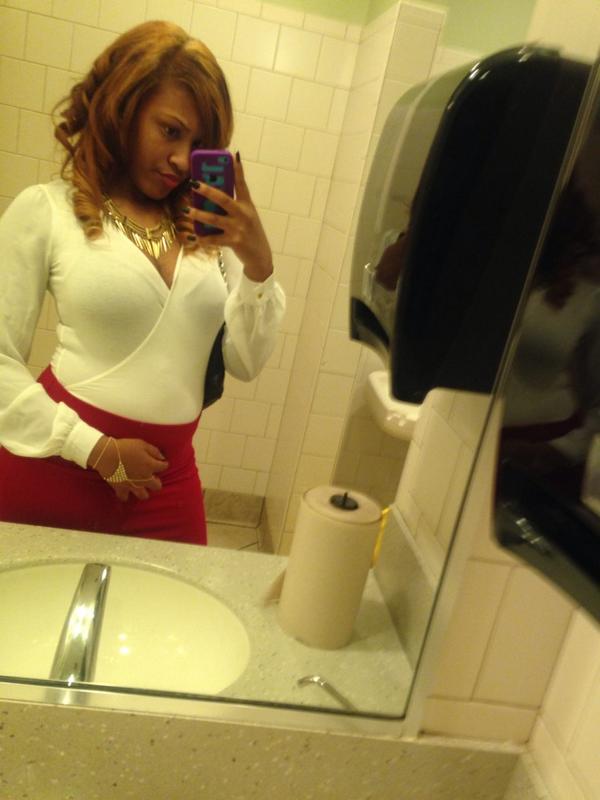 xxjazzieeee's tweet photo. Homecoming 😻💅 http://t.co/0xT1iE3YFy