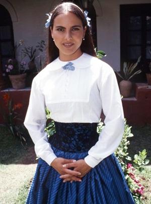 _KateDCFans's tweet image. [Noticia] @katedelcastillo através de los años, desde muchchitas hasta hoy. (por @Quien ) migre.me/muthQ