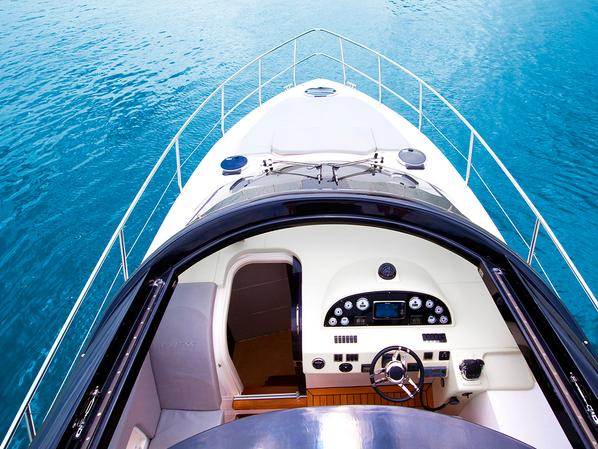 SchaeferYachts's tweet photo. O mar à seus pés. #Phantom400 http://t.co/pvdMpDEj6o