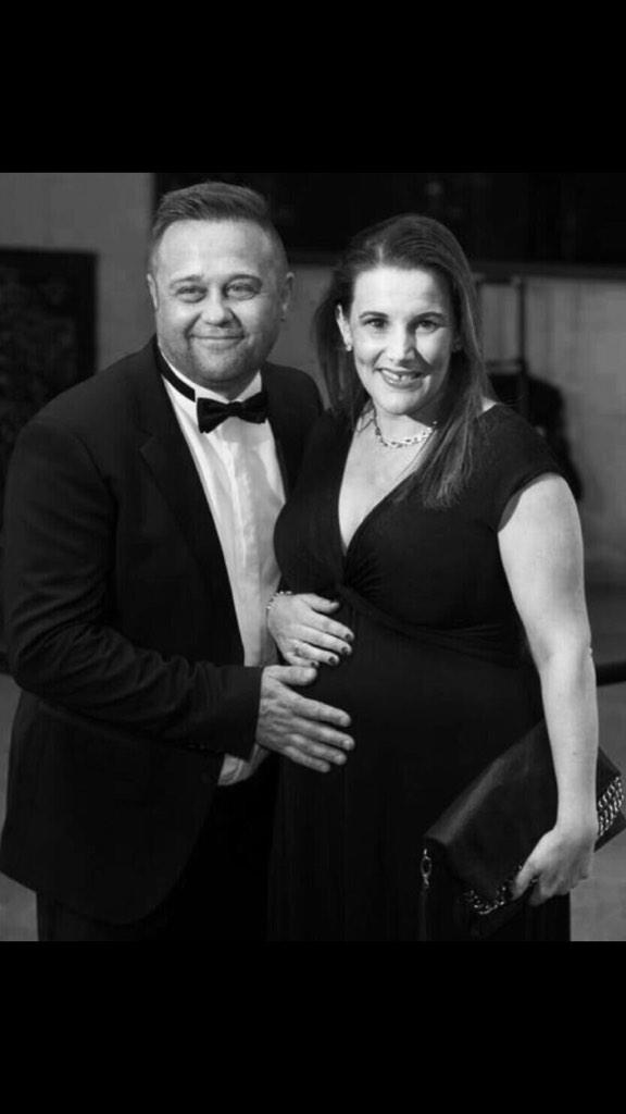 littlelegsmols's tweet photo. You're a lovely mum&wife..seeing your family mean so much to you is heartwarmingπ@SamBaileyREAL #WeLoveSamBailey xxxx http://t.co/RqasOg9yuc