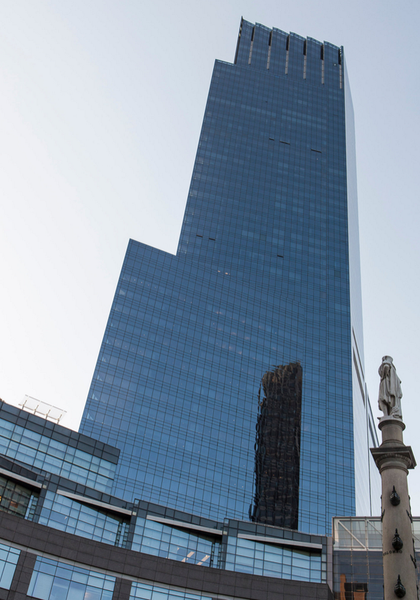 nytrealestate's tweet photo. BIG TICKET: Top NYC sale of the week: $21.39 million. http://t.co/4vmhkVuBWK Photo: Emon Hassan for NYT http://t.co/a4l9diGxTw