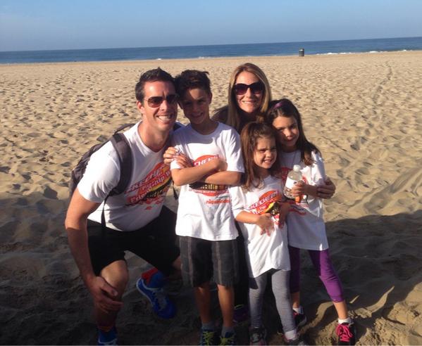 RIS_Raiders's tweet photo. Enjoying a walk with my family on a beautiful day, all for a good cause #P2PWalk #PEF #FamilyFirst http://t.co/hLSjNCzEdT