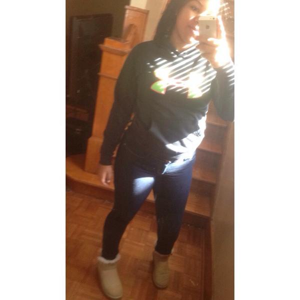 _seleenamarie_'s tweet image. that's so raven, it's the future I can see #lilray #yupthatsme