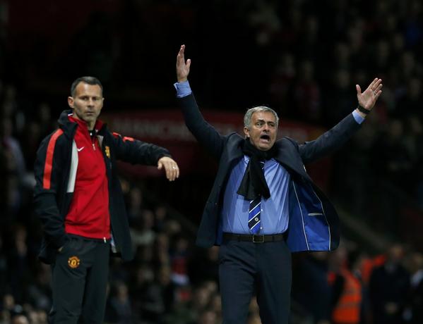 Man Utd 1-1 Chelsea FT:

Shots: 19-9
Chances created: 14-9
Pass accuracy: 85%-83%
Crosses: 30-17
Interceptions: 13-7
