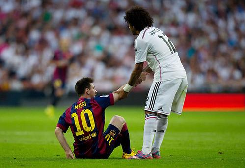 MotivacionesF's tweet photo. Esto es fútbol, no guerra. http://t.co/XAI85jtsNc