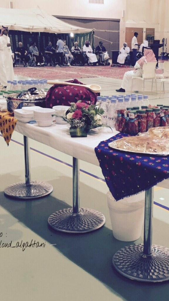 Maeen_group's tweet photo. قامت مدينه الامير سلطان الإنسانيه بالتعاون مع مجموعه معين بتنظيم يوم ثقافي وترفيهي للمسنين http://t.co/RLqbuJWhpm