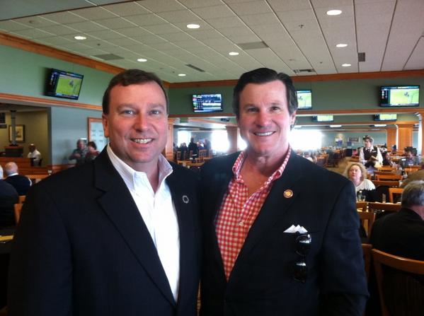 PelicanPower's tweet image. @johnasher Opening Fall Meet Day @ChurchillDowns w/CD Pres @kevinflanery bets &amp;amp; bloodymarys @Mac Cocktail #needtips