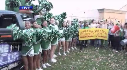 21AliveSoundOff's tweet photo. .@21AliveWPTA Tailgate Party: South Side's @SectionK_. http://t.co/UiDyvrITXy http://t.co/NNc9FGVzsi