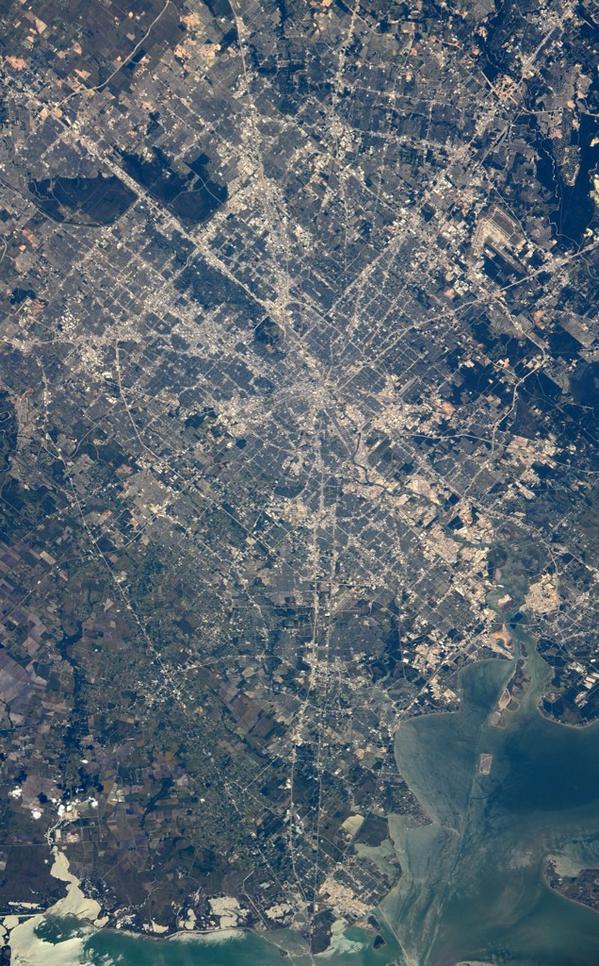 dev_jerome's tweet image. #dope picture from the #sky of #HTown