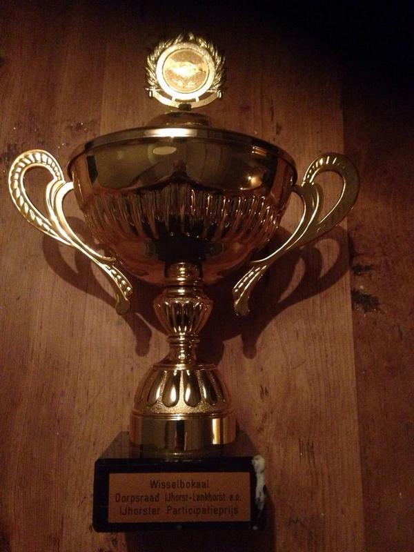 IJhorst's tweet photo. Wie wint de 2e participatieprijs wisselbokaal in IJhorst? Kom 26 november naar de jaarvergadering van de Dorpsraad. http://t.co/LfgcWZamRG