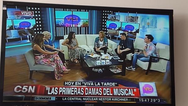 Ya en @C5N  @primerasdamas  @CipriotaLuz  @julitacalvok @julity #ana mariacores Graciaschicas @pashkus @PabloGorlero