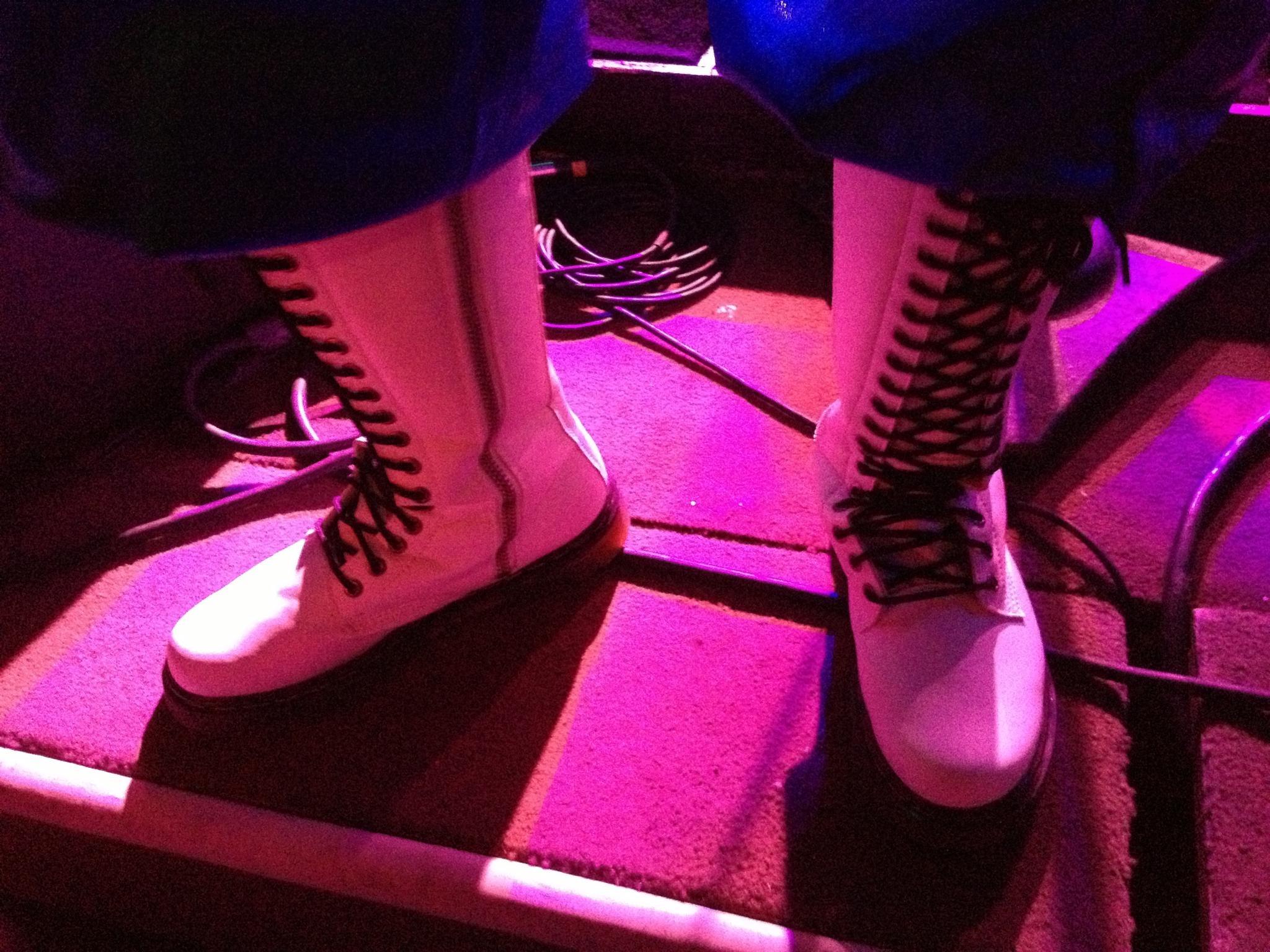 Happy Birthday 2 the Booted One!! Ure a true Superhero + an inspiration to many, including me. 