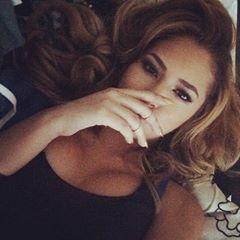 jasmine  ♕ tweet media
