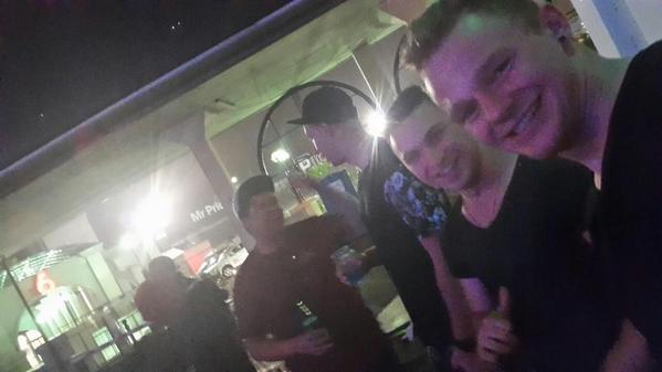 chaemynaame's tweet photo. Having a chat to @Uberjakd with @PlusOneDjs a few weeks ago while @dj_krunk was killin it !   #ThrowbackSunday http://t.co/a9jOqxXlJD