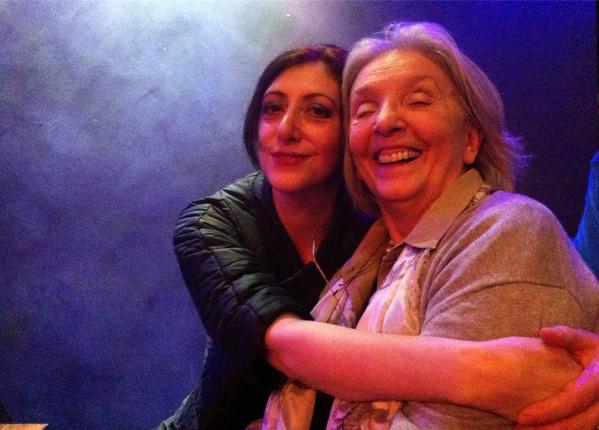 fmarchese_'s tweet photo. #Londra Stasera c'è da festeggiare!Clara Caleo Green e l'attrice #MonicaNappoKelly #SpaghettiStory #cinema #film http://t.co/JV6385w8Ds
