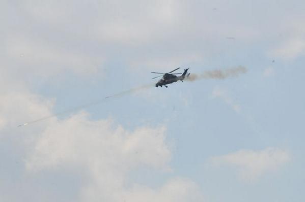 Go2Grid's tweet image. Ex Chong Ju 14 - 30mm rockets from Tiger ARH #FlyArmy #ADF