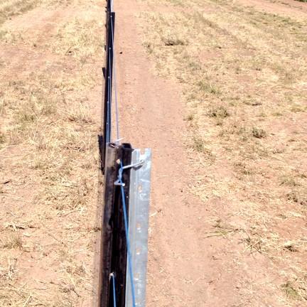 jmskinner86's tweet photo. @JWright_85 use these pre made spring wire clips to hold it to the posts. http://t.co/bjtGP5k97V